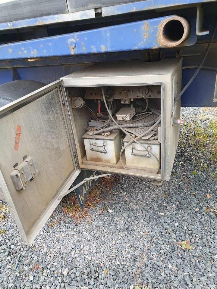 VAK 2 lavan Vaihtolava kärry +2 konttia ADR!! - Multiliftes/ Konténerszállító pótkocsi: 5 kép. VAK 2 lavan Vaihtolava kärry +2 konttia ADR!! - Multiliftes/ Konténerszállító pótkocsi: 5 kép.