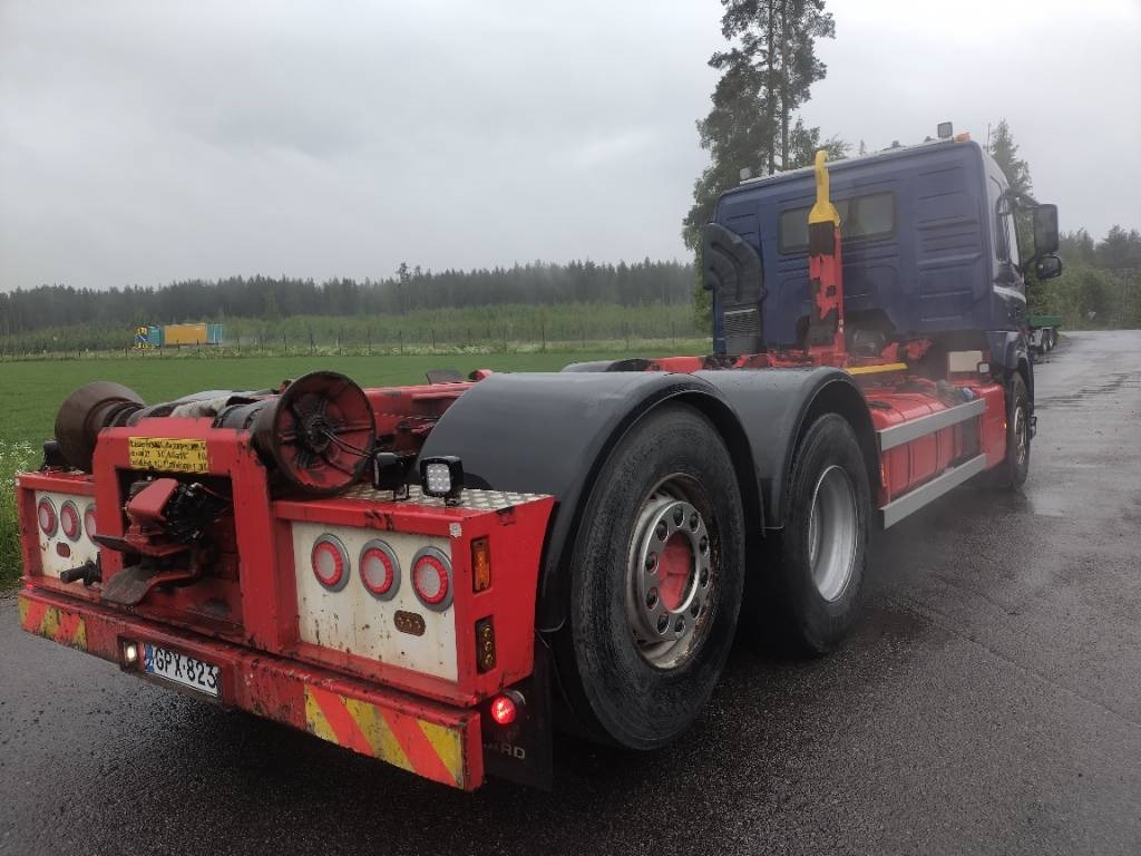 Volvo FM450 6x2 ohj.teli, Multilift koukkulaite - Horgos rakodó teherautó: 3 kép. Volvo FM450 6x2 ohj.teli, Multilift koukkulaite - Horgos rakodó teherautó: 3 kép.