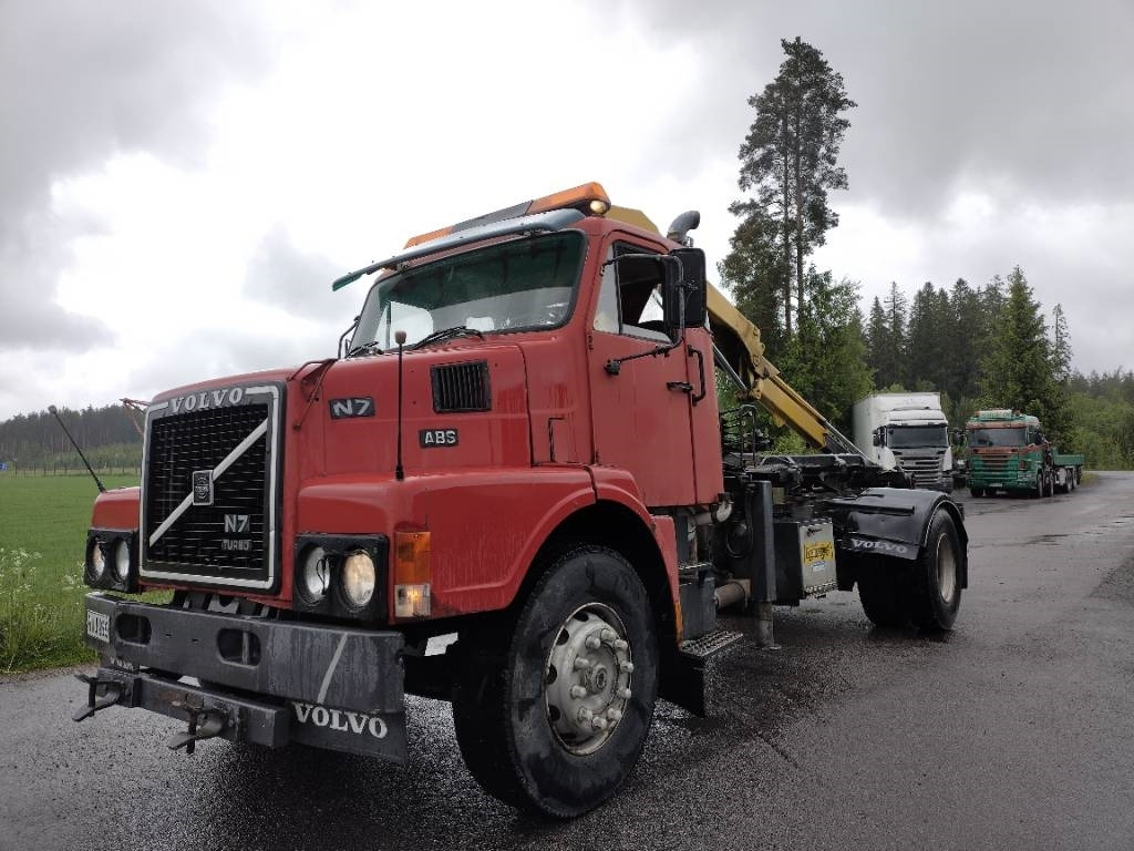 Volvo N7 Tico nosturi ja vl-laite,280tkm!! - Konténerszállító: 1 kép. Volvo N7 Tico nosturi ja vl-laite,280tkm!! - Konténerszállító: 1 kép.