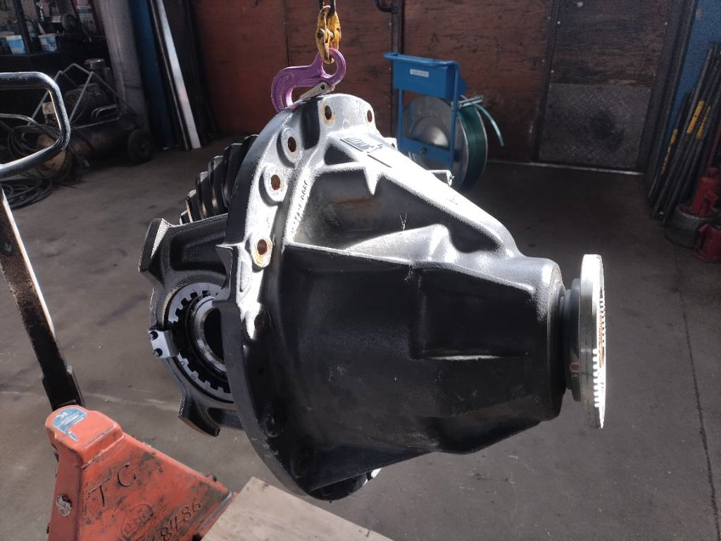 Volvo RSS1370 2,64  - Tengely és alkatrészek - Teherautó: 2 kép. Volvo RSS1370 2,64  - Tengely és alkatrészek - Teherautó: 2 kép.