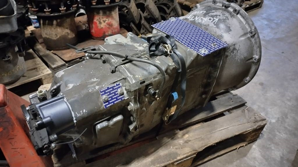 Volvo VTO2814B kunnostettu vaihteisto - Sebességváltó - Teherautó: 2 kép. Volvo VTO2814B kunnostettu vaihteisto - Sebességváltó - Teherautó: 2 kép.