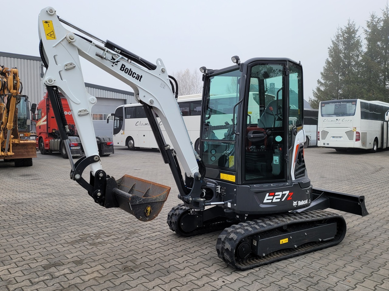 BOBCAT E27 Z / IMPORTED FROM FRANCE/ 30 MTH - Lánctalpas kotró: 1 kép. BOBCAT E27 Z / IMPORTED FROM FRANCE/ 30 MTH - Lánctalpas kotró: 1 kép.