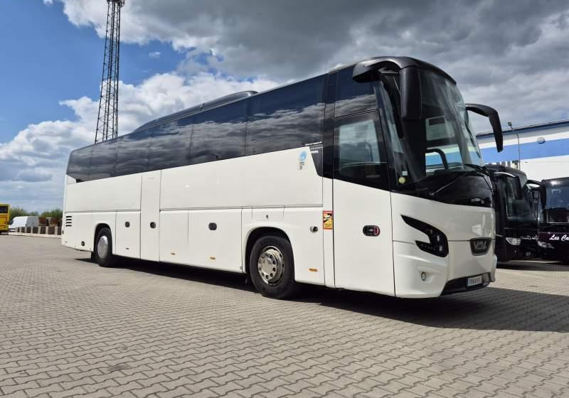 Bova VDL FHD / SPROWADZONA / 563 000 KM/ EURO 5 - Távolsági busz: 2 kép. Bova VDL FHD / SPROWADZONA / 563 000 KM/ EURO 5 - Távolsági busz: 2 kép.