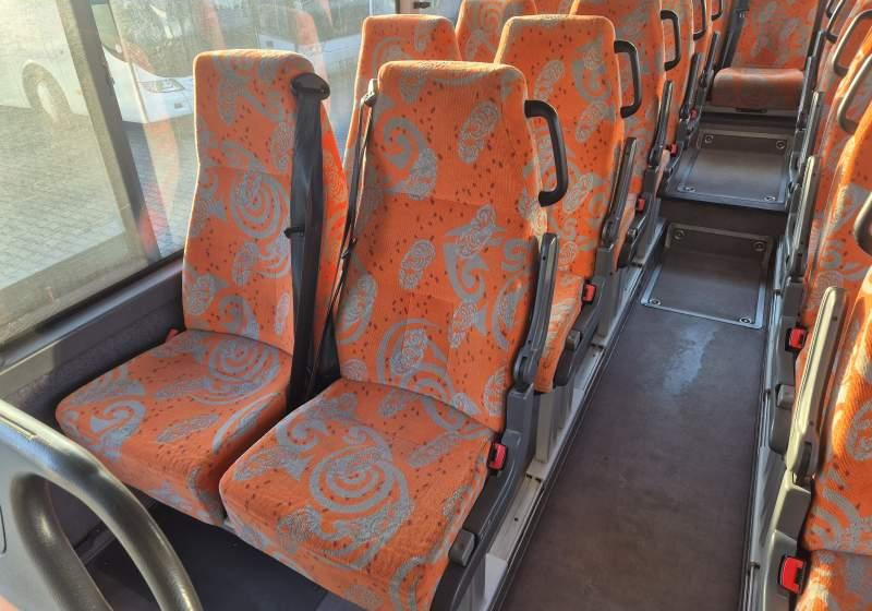 Helyközi busz Irisbus EVADYS H / SPROWADZONY / MANUAL / KLIMA EURO 5: 31 kép. Helyközi busz Irisbus EVADYS H / SPROWADZONY / MANUAL / KLIMA EURO 5: 31 kép.