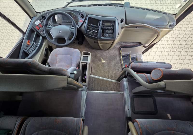 Távolsági busz Irisbus MAGELYS PRO/ SPROWADZONY / 59 MIEJSC: 19 kép.