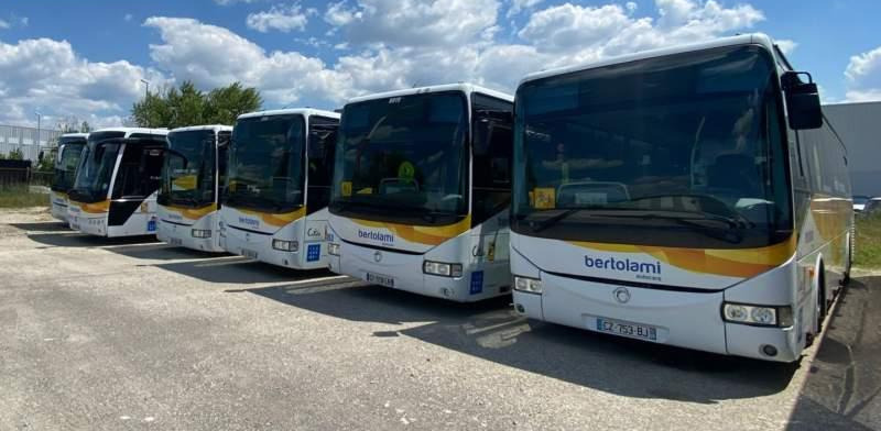 Irisbus RECREO CROSSWAY/ SPROWADZONY / KLIMA / 5 SZTUK - Helyközi busz: 1 kép. Irisbus RECREO CROSSWAY/ SPROWADZONY / KLIMA / 5 SZTUK - Helyközi busz: 1 kép.