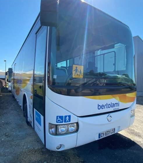 Irisbus RECREO CROSSWAY/ SPROWADZONY / KLIMA / 5 SZTUK - Helyközi busz: 2 kép. Irisbus RECREO CROSSWAY/ SPROWADZONY / KLIMA / 5 SZTUK - Helyközi busz: 2 kép.