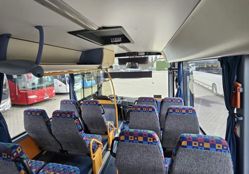 Irisbus RECREO / SPROWADZONE / MANUAL / WEBASTO - Helyközi busz: 5 kép. Irisbus RECREO / SPROWADZONE / MANUAL / WEBASTO - Helyközi busz: 5 kép.
