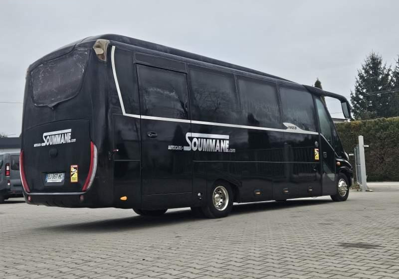 Iveco 70C17 ERENER / SPROWADZONY / PANORAMA / USB - Távolsági busz: 3 kép. Iveco 70C17 ERENER / SPROWADZONY / PANORAMA / USB - Távolsági busz: 3 kép.