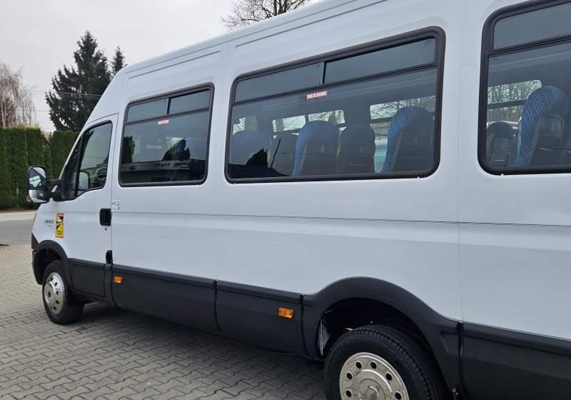 Iveco A50C17 DAILY / SPROWADZONE / KLIMA DLA KIEROWCY - Minibusz, Kisbusz: 5 kép. Iveco A50C17 DAILY / SPROWADZONE / KLIMA DLA KIEROWCY - Minibusz, Kisbusz: 5 kép.