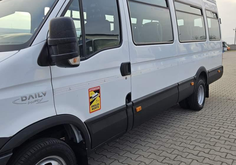 Iveco A50C17 DAILY / SPROWADZONE / MANUAL / EEV - Minibusz, Kisbusz: 2 kép. Iveco A50C17 DAILY / SPROWADZONE / MANUAL / EEV - Minibusz, Kisbusz: 2 kép.