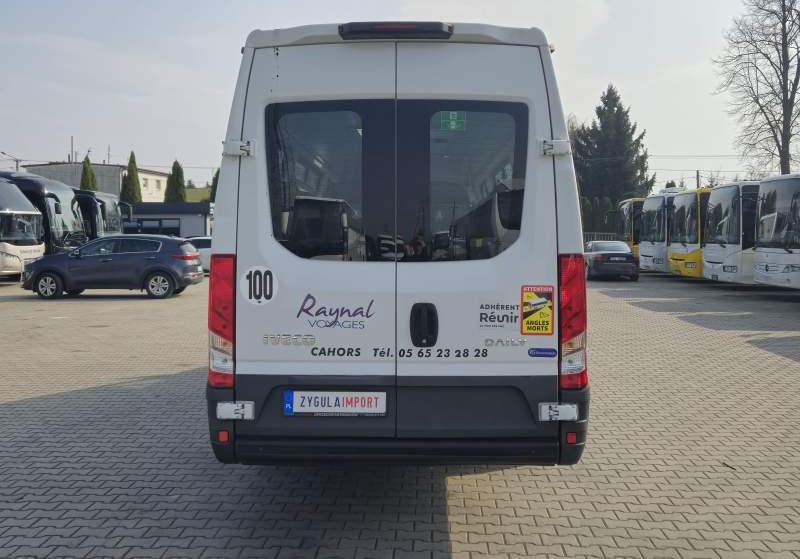 Iveco A60C15 / SPROWADZONE / EURO 6 / 39 000 KM - Minibusz, Kisbusz: 5 kép. Iveco A60C15 / SPROWADZONE / EURO 6 / 39 000 KM - Minibusz, Kisbusz: 5 kép.