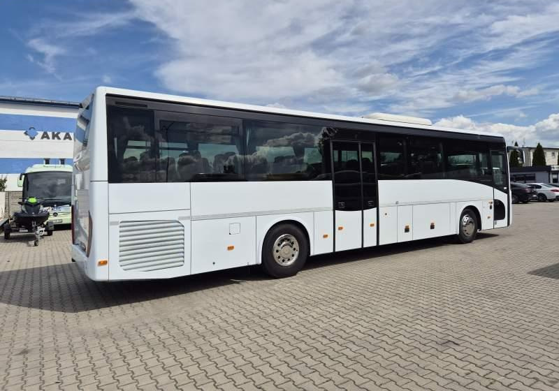 Iveco CROSSWAY LINE / SPROWADZONE/ AUTOMAT / 12 M - Helyközi busz: 5 kép. Iveco CROSSWAY LINE / SPROWADZONE/ AUTOMAT / 12 M - Helyközi busz: 5 kép.