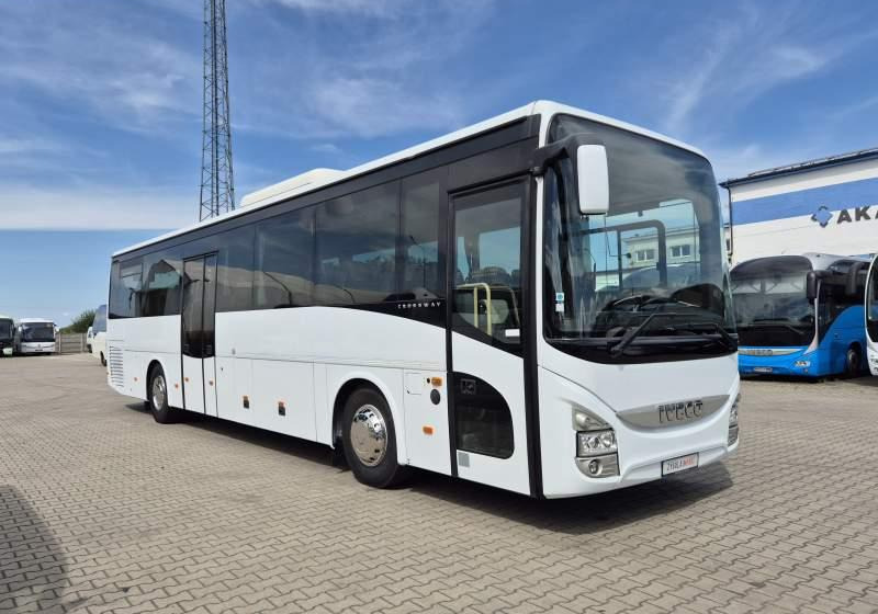 Iveco CROSSWAY LINE / SPROWADZONE/ AUTOMAT / 12 M - Helyközi busz: 1 kép. Iveco CROSSWAY LINE / SPROWADZONE/ AUTOMAT / 12 M - Helyközi busz: 1 kép.