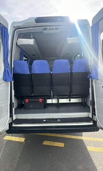 Iveco DAILY/ SPROWADZONE / 2X KLIMA / TV / 108 000 KM - Minibusz, Kisbusz: 5 kép. Iveco DAILY/ SPROWADZONE / 2X KLIMA / TV / 108 000 KM - Minibusz, Kisbusz: 5 kép.