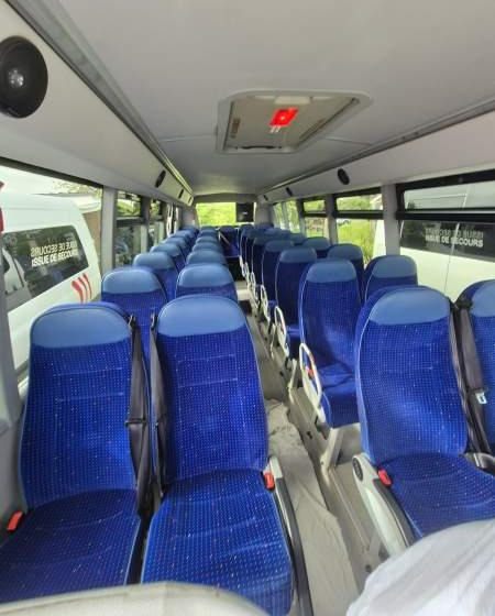 Iveco FERQUI SUNRISE / 35 MIEJSC/ EURO 6 SPROWADZONE - Minibusz, Kisbusz: 5 kép. Iveco FERQUI SUNRISE / 35 MIEJSC/ EURO 6 SPROWADZONE - Minibusz, Kisbusz: 5 kép.