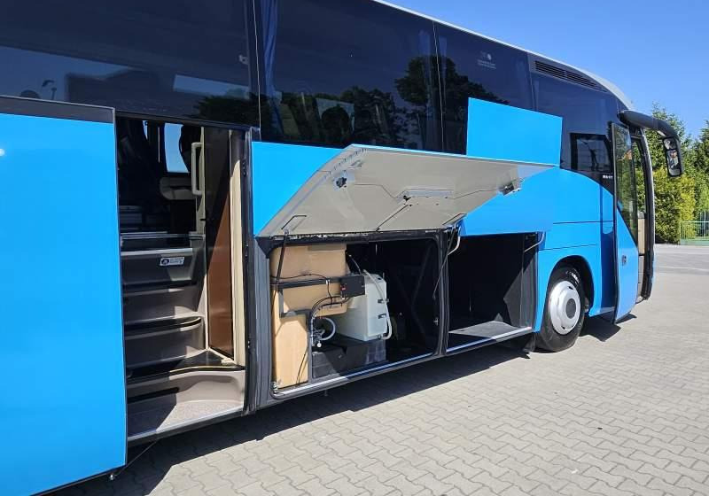 Iveco MAGELYS HD / SPROWADZONY / MANUAL / EURO 6 - Távolsági busz: 2 kép. Iveco MAGELYS HD / SPROWADZONY / MANUAL / EURO 6 - Távolsági busz: 2 kép.