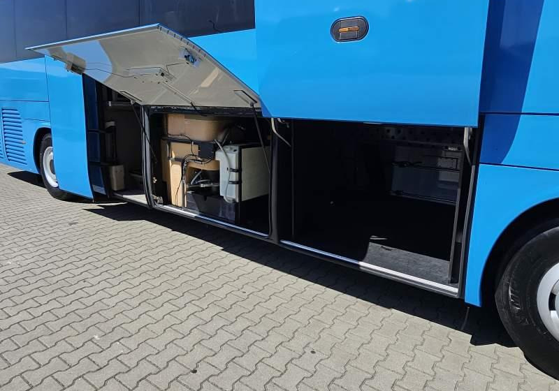 Iveco MAGELYS HD / SPROWADZONY / MANUAL / EURO 6 - Távolsági busz: 4 kép. Iveco MAGELYS HD / SPROWADZONY / MANUAL / EURO 6 - Távolsági busz: 4 kép.