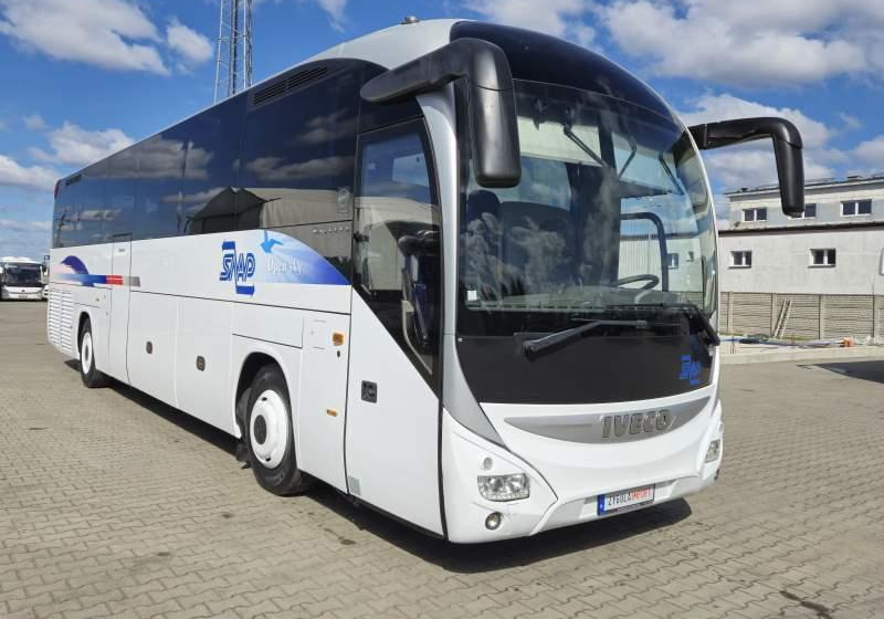 Iveco MAGELYS / SPROWADZONE / MANUAL / 12.20 M - Távolsági busz: 2 kép. Iveco MAGELYS / SPROWADZONE / MANUAL / 12.20 M - Távolsági busz: 2 kép.