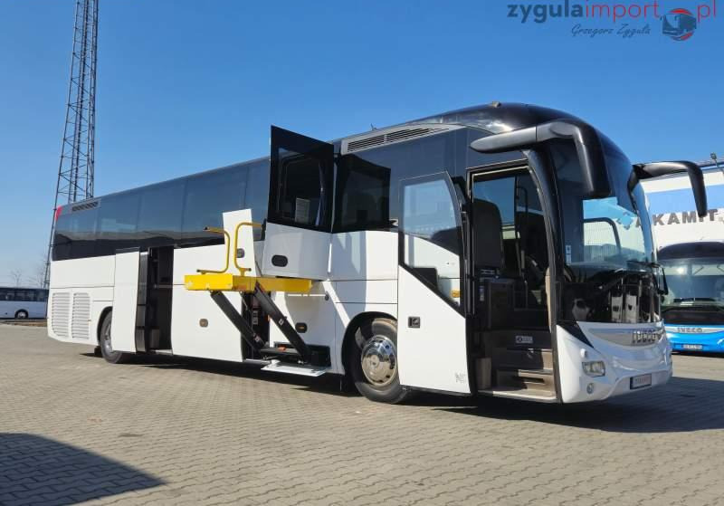 Iveco MAGELYS / SPROWADZONY / WINDA / EURO 6 - Távolsági busz: 1 kép. Iveco MAGELYS / SPROWADZONY / WINDA / EURO 6 - Távolsági busz: 1 kép.