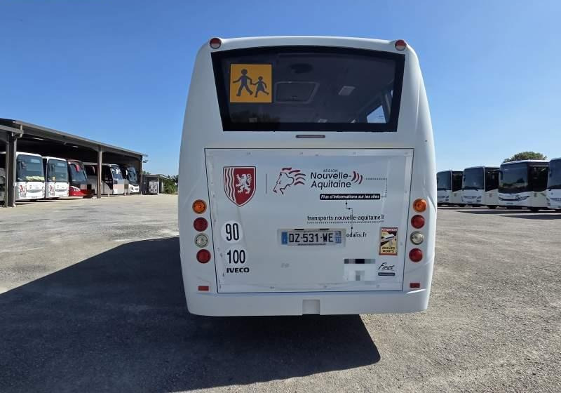 Iveco ROSERO FIRST / SPROWADZONE / 35 MIEJSC - Minibusz, Kisbusz: 5 kép. Iveco ROSERO FIRST / SPROWADZONE / 35 MIEJSC - Minibusz, Kisbusz: 5 kép.