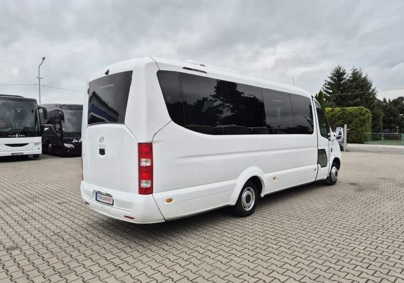 Iveco SUNSET / SPROWADZONE / 23 MIEJSCA / 173 000 KM - Minibusz, Kisbusz: 3 kép. Iveco SUNSET / SPROWADZONE / 23 MIEJSCA / 173 000 KM - Minibusz, Kisbusz: 3 kép.