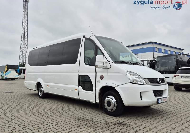 Iveco SUNSET / SPROWADZONE / 23 MIEJSCA / 173 000 KM - Minibusz, Kisbusz: 1 kép. Iveco SUNSET / SPROWADZONE / 23 MIEJSCA / 173 000 KM - Minibusz, Kisbusz: 1 kép.