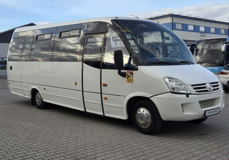 Iveco WING2 / SPROWADZONE / 34 MIEJSCA/ MANUAL - Minibusz, Kisbusz: 4 kép. Iveco WING2 / SPROWADZONE / 34 MIEJSCA/ MANUAL - Minibusz, Kisbusz: 4 kép.