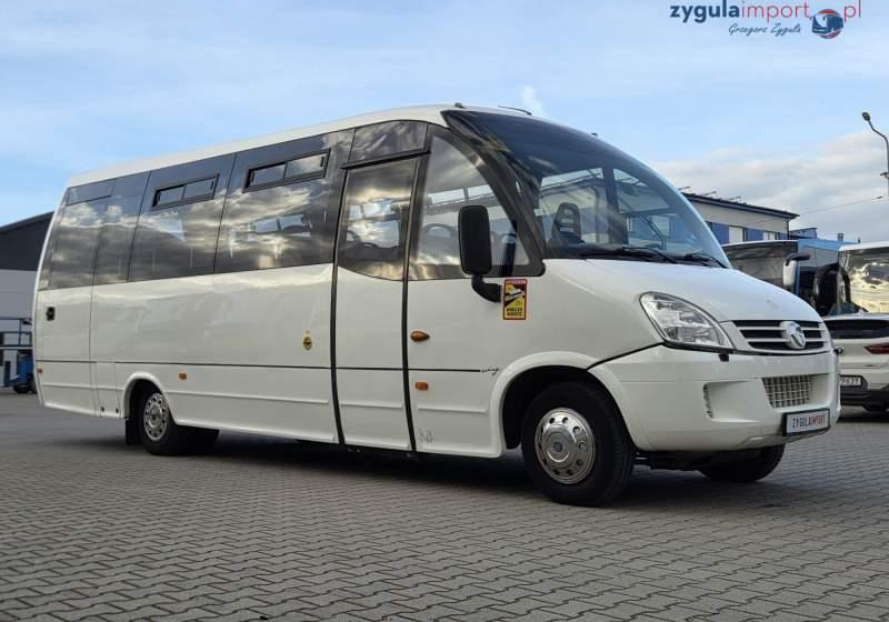 Iveco WING2 / SPROWADZONE / 34 MIEJSCA/ MANUAL - Minibusz, Kisbusz: 1 kép. Iveco WING2 / SPROWADZONE / 34 MIEJSCA/ MANUAL - Minibusz, Kisbusz: 1 kép.