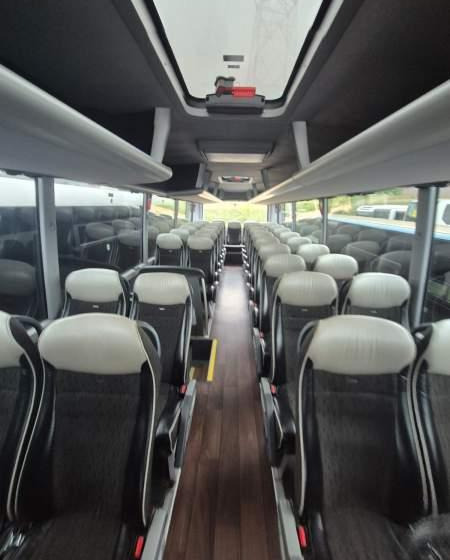 MAN LION'S COACH/ SPROWADZONY / 55 MIEJSC/ EURO 6 - Távolsági busz: 5 kép. MAN LION'S COACH/ SPROWADZONY / 55 MIEJSC/ EURO 6 - Távolsági busz: 5 kép.