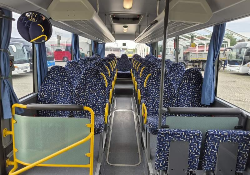 Helyközi busz Mercedes-Benz INTOURO / 12 M / 2X SZYBY BOCZNE / EURO 5: 34 kép.