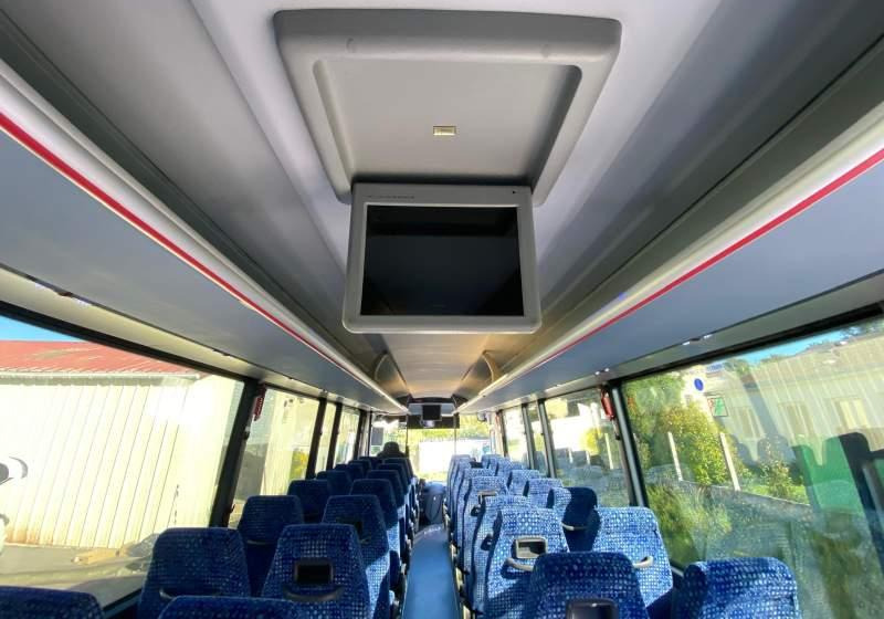 Neoplan TRENDLINER / SPROWADZONY / KLIMATYZACJA/ MANUAL - Helyközi busz: 2 kép. Neoplan TRENDLINER / SPROWADZONY / KLIMATYZACJA/ MANUAL - Helyközi busz: 2 kép.