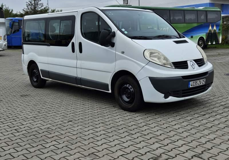 Renault TRAFIC 2.0 DCI 90 COMBI L2H1 / SPROWADZONY - Minibusz, Kisbusz: 5 kép. Renault TRAFIC 2.0 DCI 90 COMBI L2H1 / SPROWADZONY - Minibusz, Kisbusz: 5 kép.