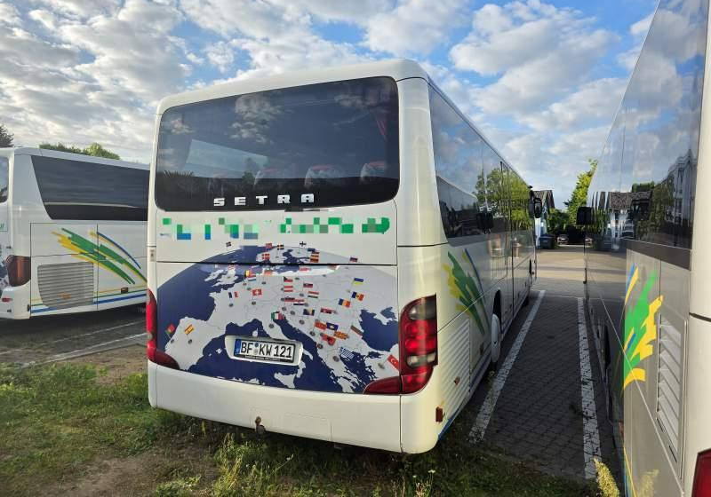 Setra 415 GT / SPROWADZONA/ WC / MANUAL - Távolsági busz: 2 kép. Setra 415 GT / SPROWADZONA/ WC / MANUAL - Távolsági busz: 2 kép.