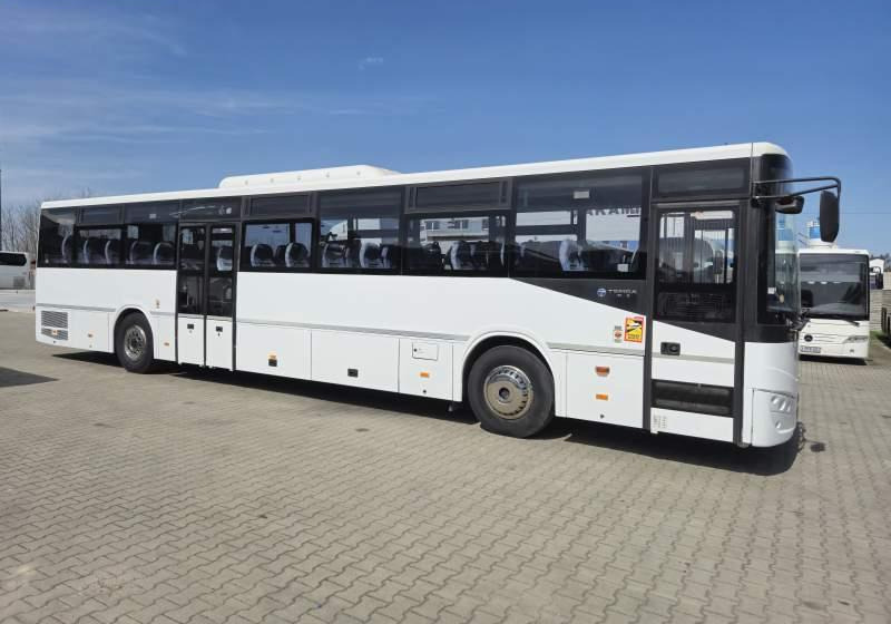 Temsa TOURMALIN LIGHT 13 / SPROWADZONA / EURO 5 / KLIMA - Helyközi busz: 4 kép. Temsa TOURMALIN LIGHT 13 / SPROWADZONA / EURO 5 / KLIMA - Helyközi busz: 4 kép.