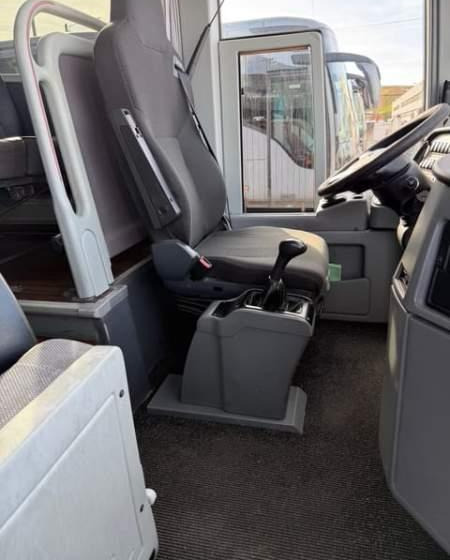 VanHool ALICRON TX16 / SPROWADZONY / 59 MIEJSC/ WC - Távolsági busz: 3 kép. VanHool ALICRON TX16 / SPROWADZONY / 59 MIEJSC/ WC - Távolsági busz: 3 kép.