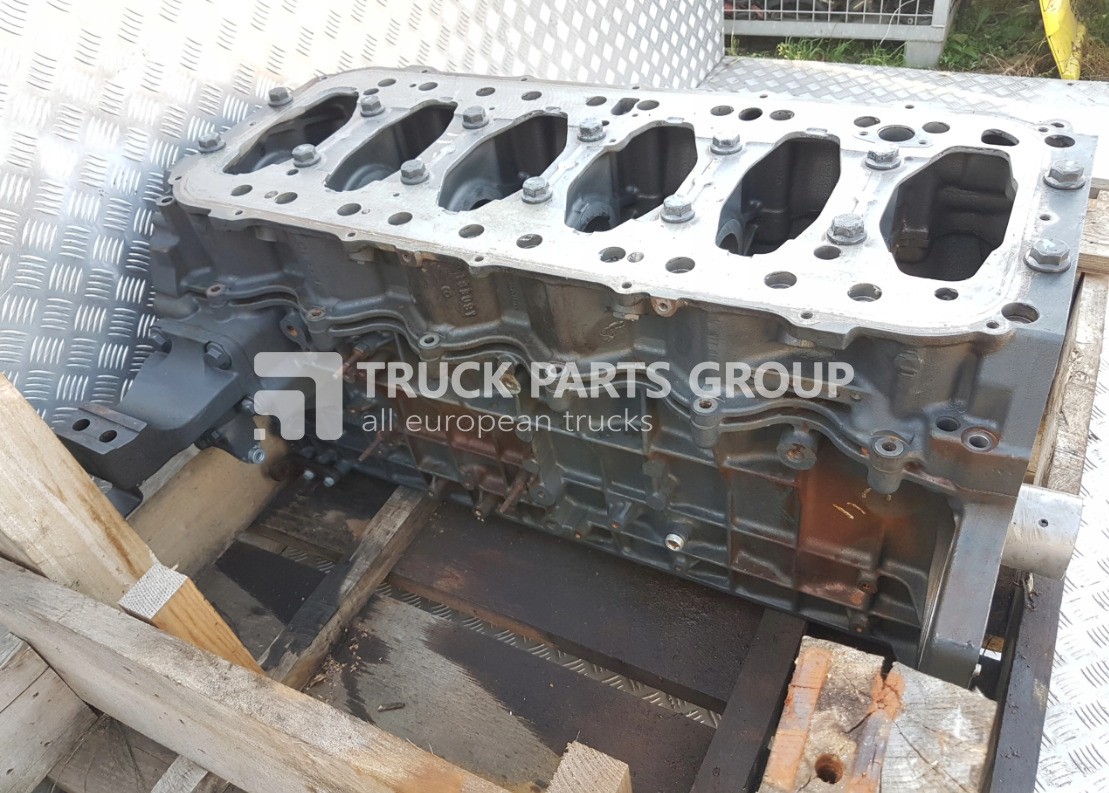 IVECO STRALIS EURO6, EURO 6 emission cylinder block, short block, 460 PS; 480 PS HI-WAY EURO 6 ENGINE BLOCK, Iveco Stralis Hi-Way Cursor 11 Euro 6; engine type: F3GFE611 - Motorblokk - Teherautó: 1 kép. IVECO STRALIS EURO6, EURO 6 emission cylinder block, short block, 460 PS; 480 PS HI-WAY EURO 6 ENGINE BLOCK, Iveco Stralis Hi-Way Cursor 11 Euro 6; engine type: F3GFE611 - Motorblokk - Teherautó: 1 kép.