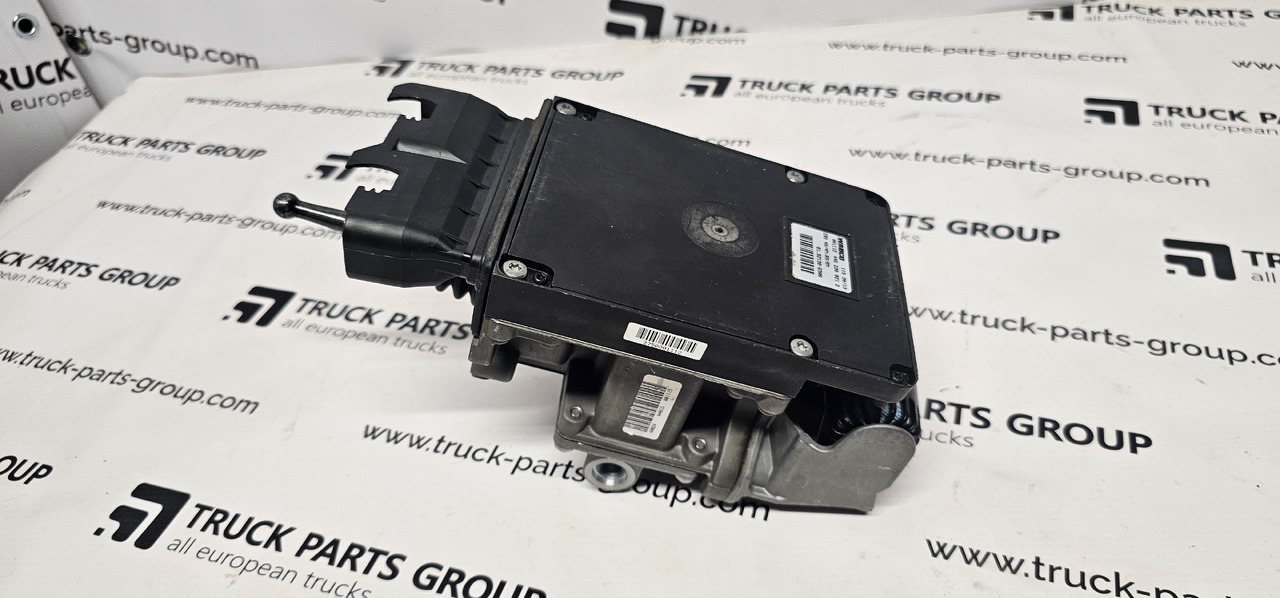 MAN TGL, TGM brake main valve modulator EBS, ABS, CBU 4800200200, 49820396200, 81521306304, 81521306285, 81521306288, 81521306292, 81521306297, 81521306300, 81521306304, 4462300152, 4800200030, 480020 - Fékszelep - Teherautó: 4 kép. MAN TGL, TGM brake main valve modulator EBS, ABS, CBU 4800200200, 49820396200, 81521306304, 81521306285, 81521306288, 81521306292, 81521306297, 81521306300, 81521306304, 4462300152, 4800200030, 480020 - Fékszelep - Teherautó: 4 kép.