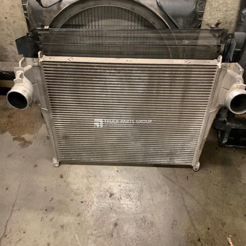 MERCEDES-BENZ Mercedes-Benz MP4, Actros radiator, water cooler system, engine cooling radiator, intercooler 9605013801 - Radiátor - Teherautó: 1 kép. MERCEDES-BENZ Mercedes-Benz MP4, Actros radiator, water cooler system, engine cooling radiator, intercooler 9605013801 - Radiátor - Teherautó: 1 kép.