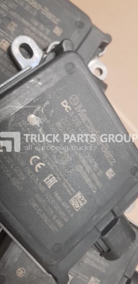 Mercedes Actros, Atego, Arox radar, radars unit, distance sensor, distronic, dystronic control EURO6, 0004463049, 0004461549, 0004461649, 0004461849, 0004462049, 0004462249, 0004463049, 0004463249, 00 - Érzékelő - Teherautó: 2 kép. Mercedes Actros, Atego, Arox radar, radars unit, distance sensor, distronic, dystronic control EURO6, 0004463049, 0004461549, 0004461649, 0004461849, 0004462049, 0004462249, 0004463049, 0004463249, 00 - Érzékelő - Teherautó: 2 kép.