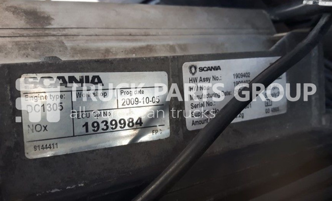 SCANIA Electronic P. G. R series truck (2003-); F. K. N series bus, ECU control unit - ECU - Teherautó: 1 kép. SCANIA Electronic P. G. R series truck (2003-); F. K. N series bus, ECU control unit - ECU - Teherautó: 1 kép.