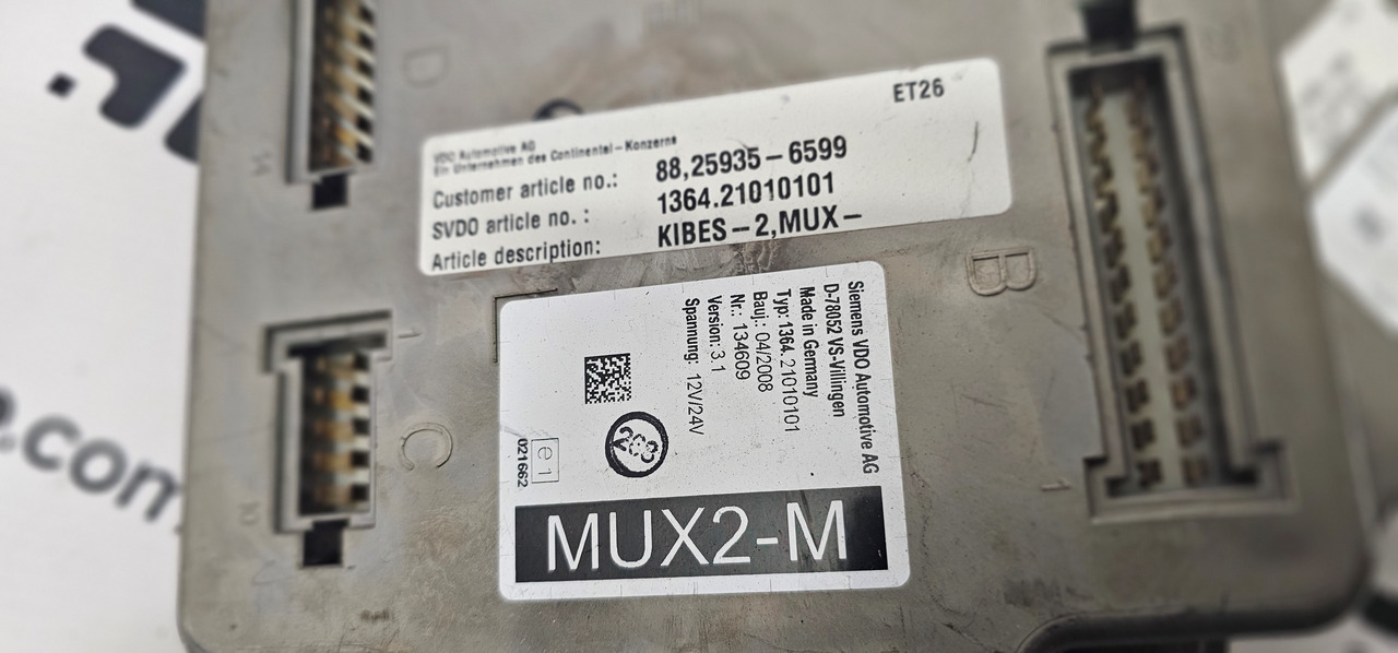 SCANIA SCANIA T, P, G, R, L, S, MUX2-M control unit, MUX2 - M, Ecu Scania F K N-Series Coach Trucks, SOLARIS, NOS Continental Automotive Multiplex Node MUX2-B D-78052, Multiplex MUX2-M VDO Siemens Truck Coac - ECU - Teherautó: 4 kép. SCANIA SCANIA T, P, G, R, L, S, MUX2-M control unit, MUX2 - M, Ecu Scania F K N-Series Coach Trucks, SOLARIS, NOS Continental Automotive Multiplex Node MUX2-B D-78052, Multiplex MUX2-M VDO Siemens Truck Coac - ECU - Teherautó: 4 kép.
