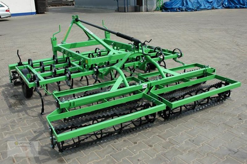 BOMET Saatbettkombination Bomet U724/1 - Talajművelő gep: 5 kép. BOMET Saatbettkombination Bomet U724/1 - Talajművelő gep: 5 kép.