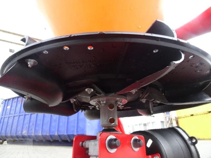 Új Homok-/ Sószóró Dexwal Salzstreuer Düngerstreuer Streuer Trichterstreuer 500 Liter: 11 kép.