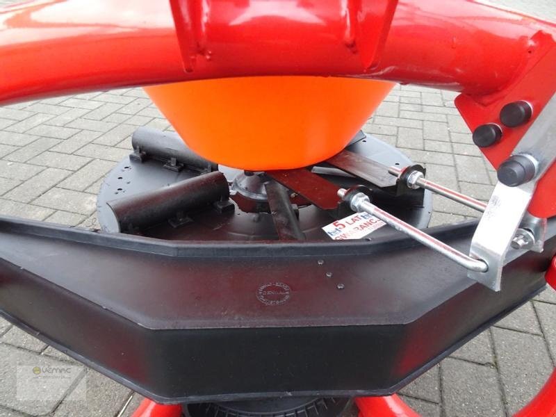 Új Homok-/ Sószóró Dexwal Salzstreuer Düngerstreuer Streuer Trichterstreuer 500 Liter: 9 kép.