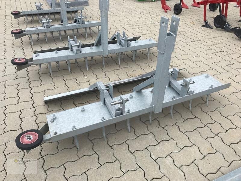 Jansen Reitplatzplaner Reitbahnplaner Bahnplaner Planer RB150 NEU - Talajművelő gep: 2 kép. Jansen Reitplatzplaner Reitbahnplaner Bahnplaner Planer RB150 NEU - Talajművelő gep: 2 kép.