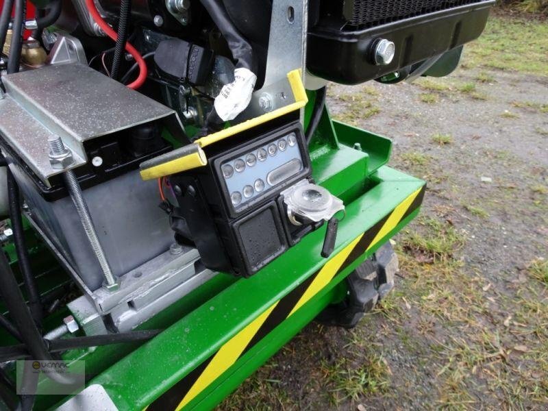 Új Faaprító Vemac CIP1200 Holzhäcksler Holzschredder Häcksler Diesel Kette NEU: 20 kép.