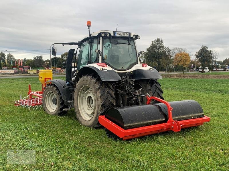 Vemac Front Wiesenstriegel 300cm 3m Frontstriegel Striegel APV Streuer NEU - Rugós borona: 3 kép. Vemac Front Wiesenstriegel 300cm 3m Frontstriegel Striegel APV Streuer NEU - Rugós borona: 3 kép.