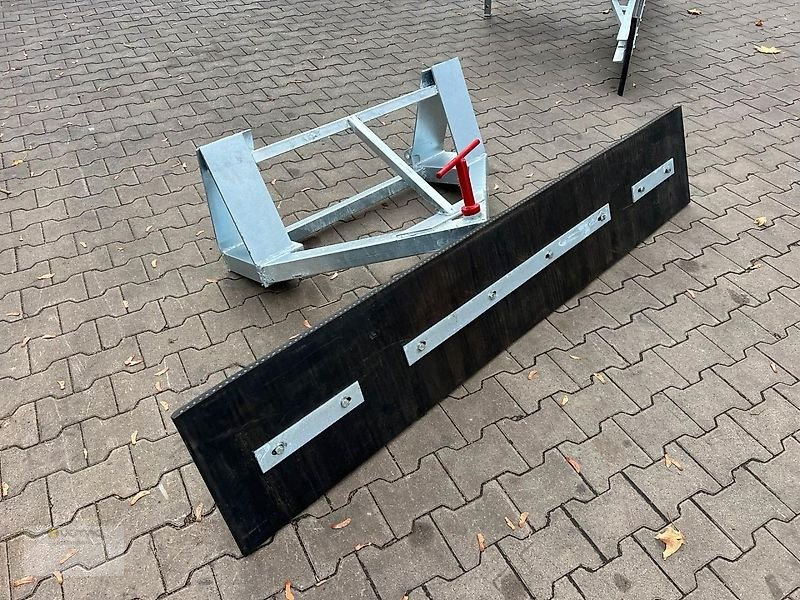 Vemac Gummischieber 260 Verstellbar EURO Gülleschieber Mistschieber NEU - Tolólap - Mezőgazdasági gépek: 3 kép. Vemac Gummischieber 260 Verstellbar EURO Gülleschieber Mistschieber NEU - Tolólap - Mezőgazdasági gépek: 3 kép.