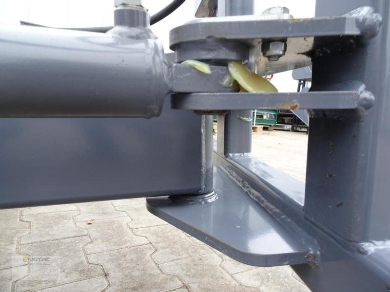 Új Tolólap Vemac Gummischieber 300cm hydraulisch Euro Futterschieber Gülleschieber: 15 kép. Új Tolólap Vemac Gummischieber 300cm hydraulisch Euro Futterschieber Gülleschieber: 15 kép.